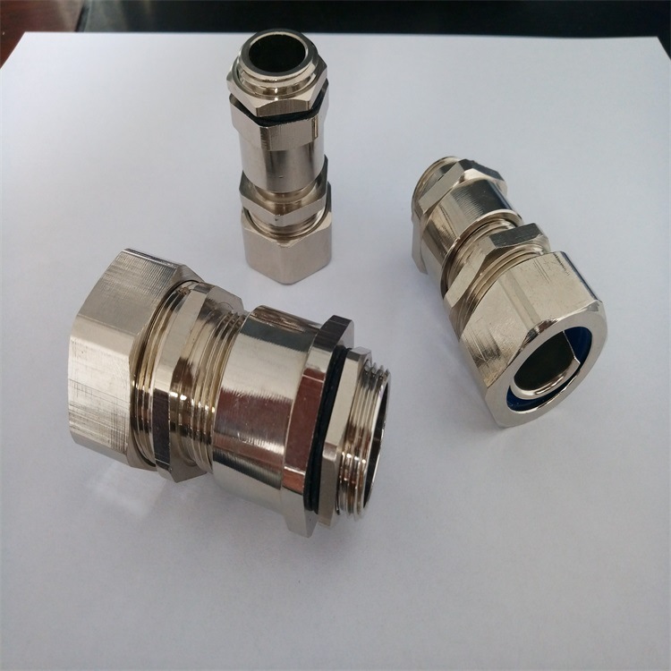 东莞金属软管夹紧电缆软管接头供应铜镀镍锁紧电缆软管密封格兰