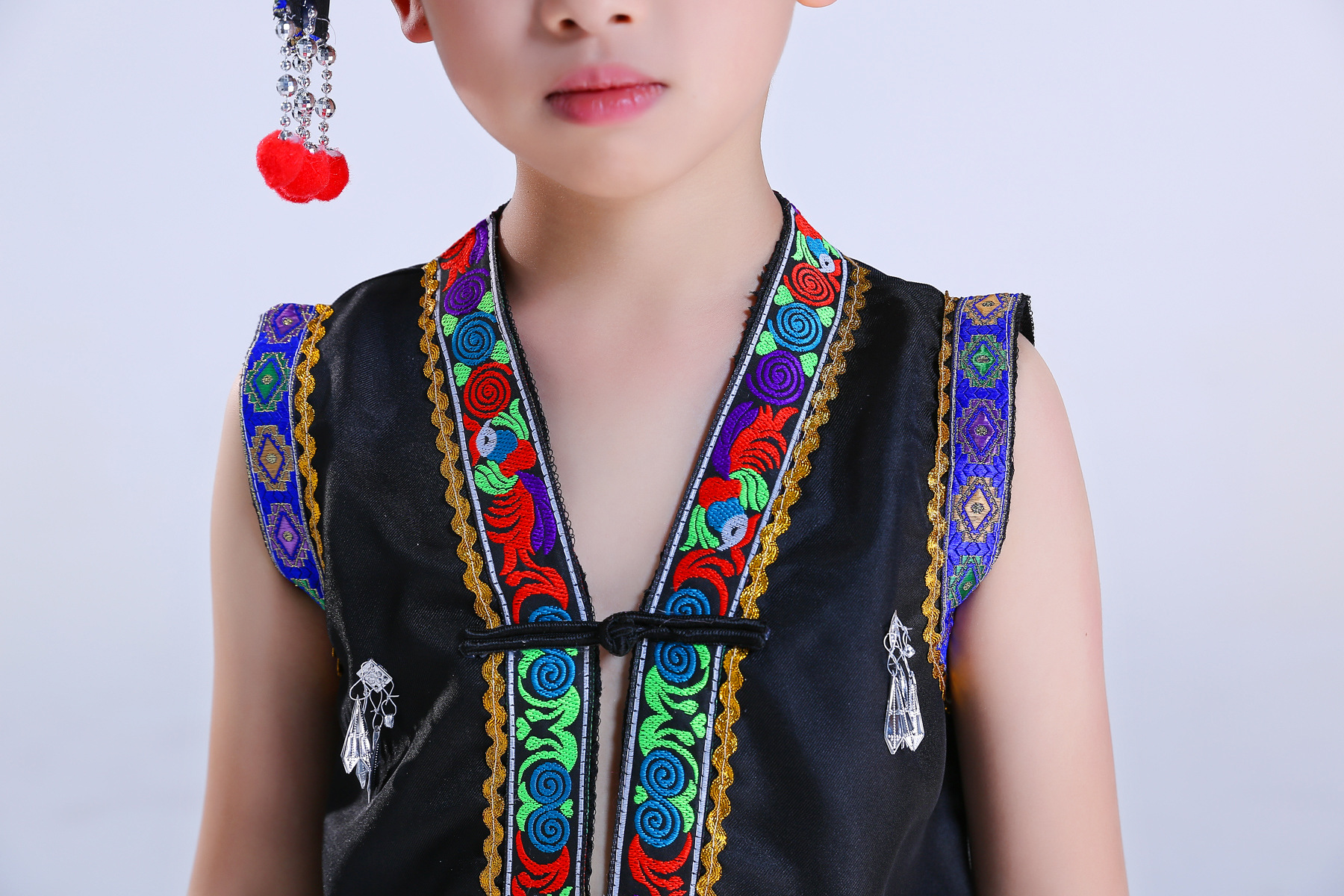 儿童苗族演出服装男童少数民族彝族壮族侗湘西瑶族白族女童舞蹈服