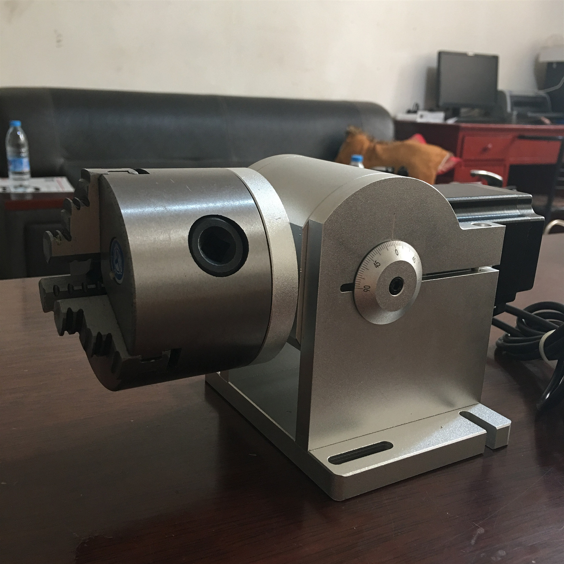 旋转轴 激光打标机旋转夹具 80卡盘旋转台 雕刻机旋转夹具 标准款