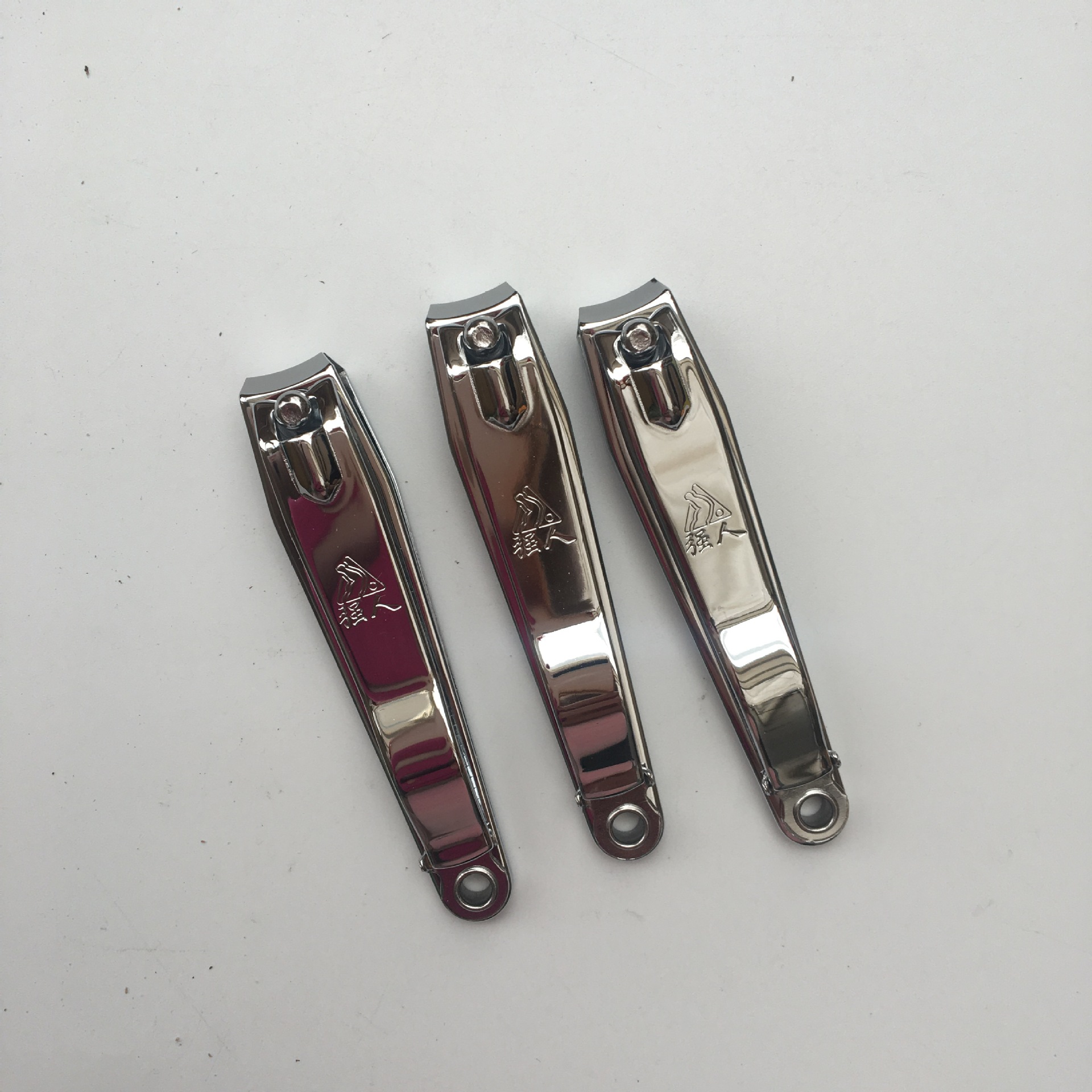 两元店 不锈钢618 强人指甲剪 12个一盒平口指甲刀 美甲工具