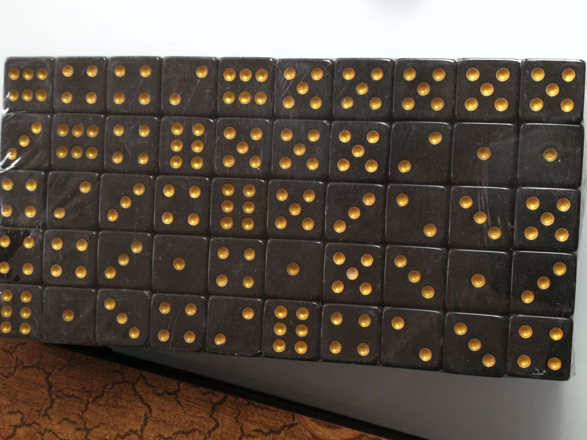 16号方直角实心骰子黑色金点十六mm酒吧ktv常规棋牌馆亚克力色子