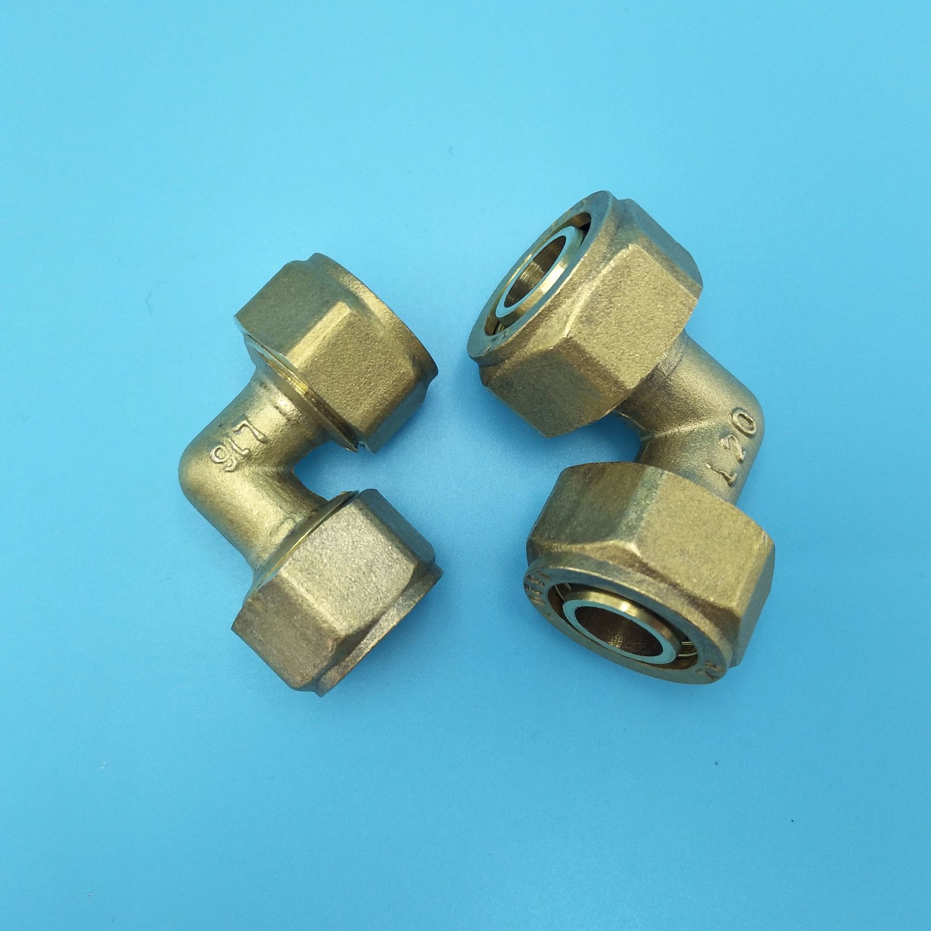 铝塑管铜弯头121616202025铝塑管铜管件太阳能配件燃气配件