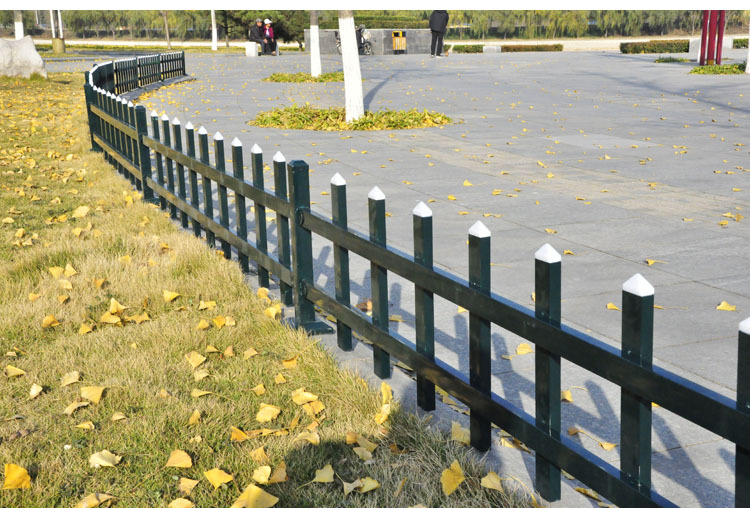 佛山博焱锌钢草坪护栏花园围栏绿化带防护栅栏花圃篱笆园林栏杆