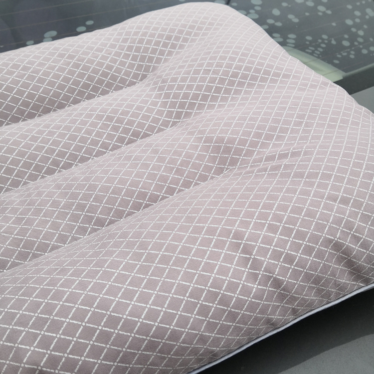 元宝家用纺织品厂专业生产各种规格保健枕头枕芯皮,乳胶记忆枕头套,床