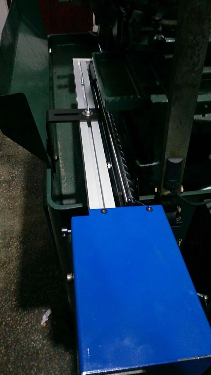 自动车床接料器 漏渣器 接产品方便快捷省时省力省人工左出右出