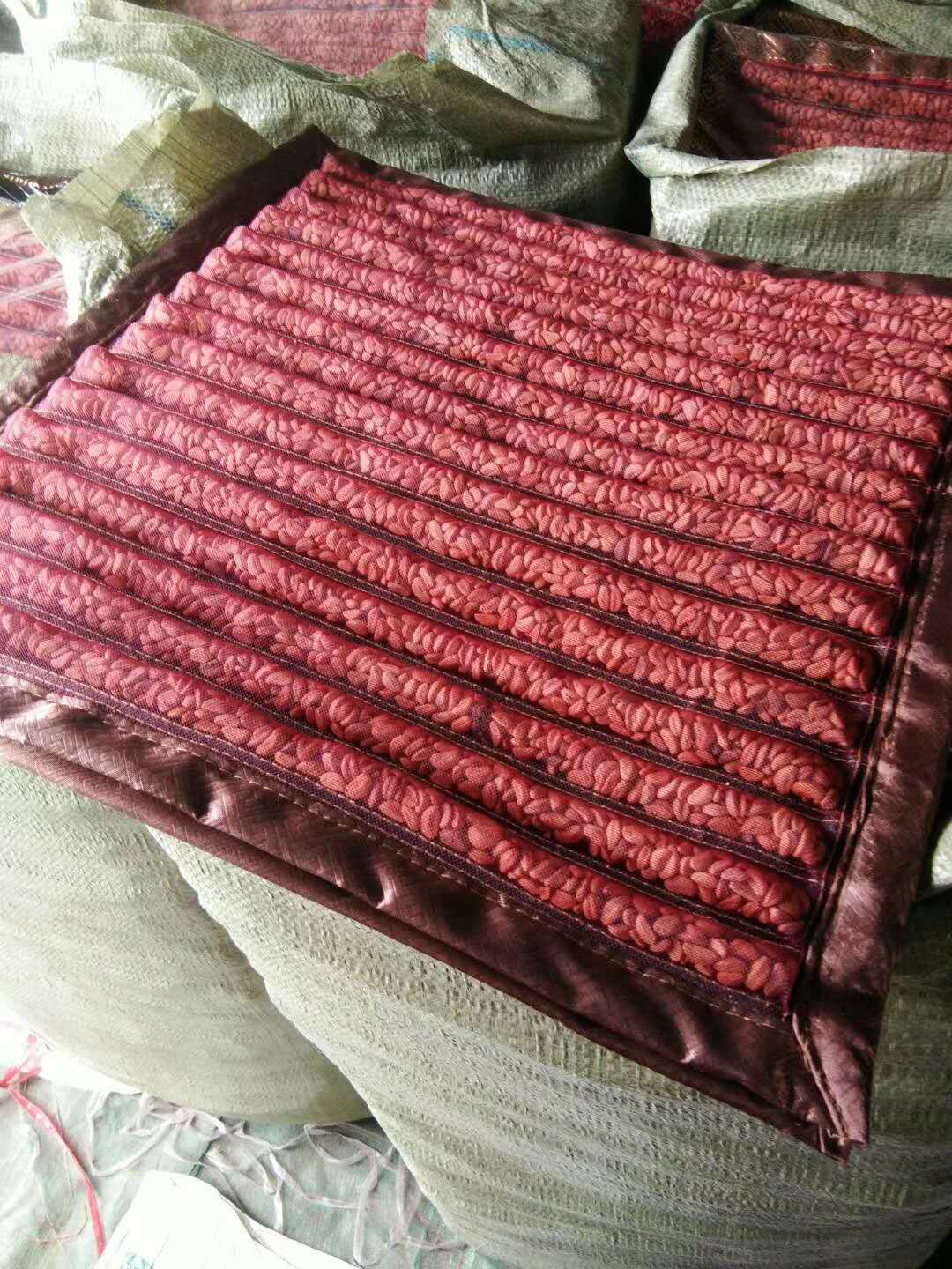 厂家直销汽车夏季坐垫 山楂籽子坐垫 养生防滑办公室夏季凉垫方垫