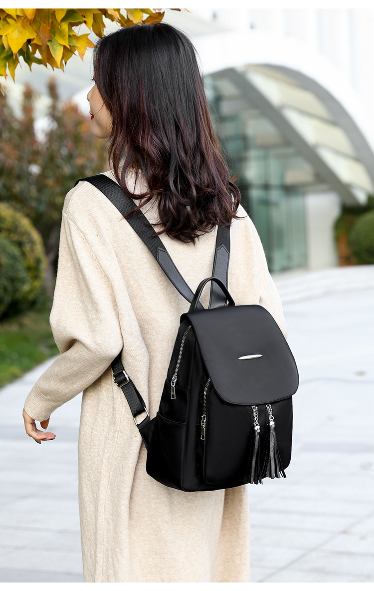 新款流苏双肩包女包时尚尼龙布简约休闲牛津布大容量旅行双肩背包