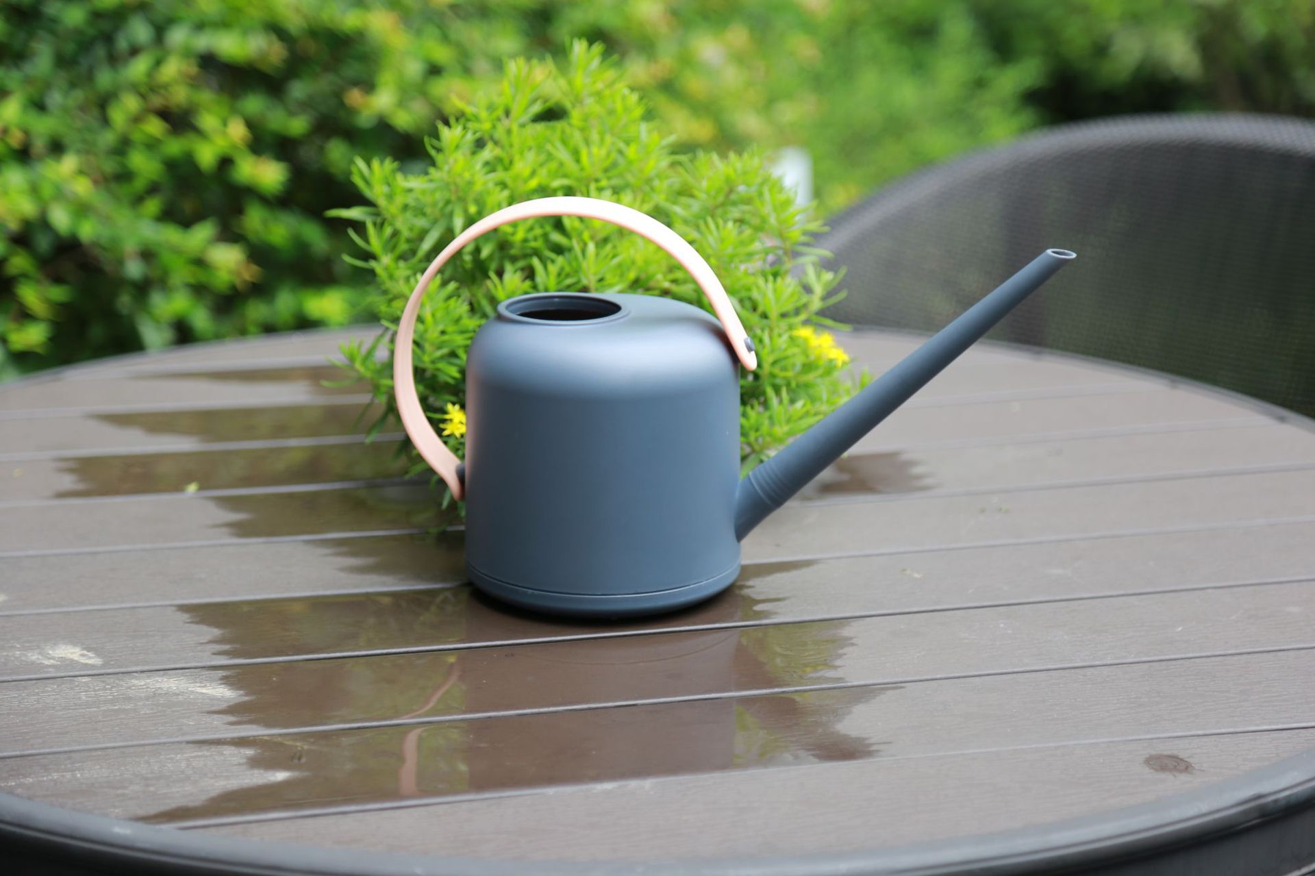 7l 家庭园艺适用省力方便 长嘴浇水壶