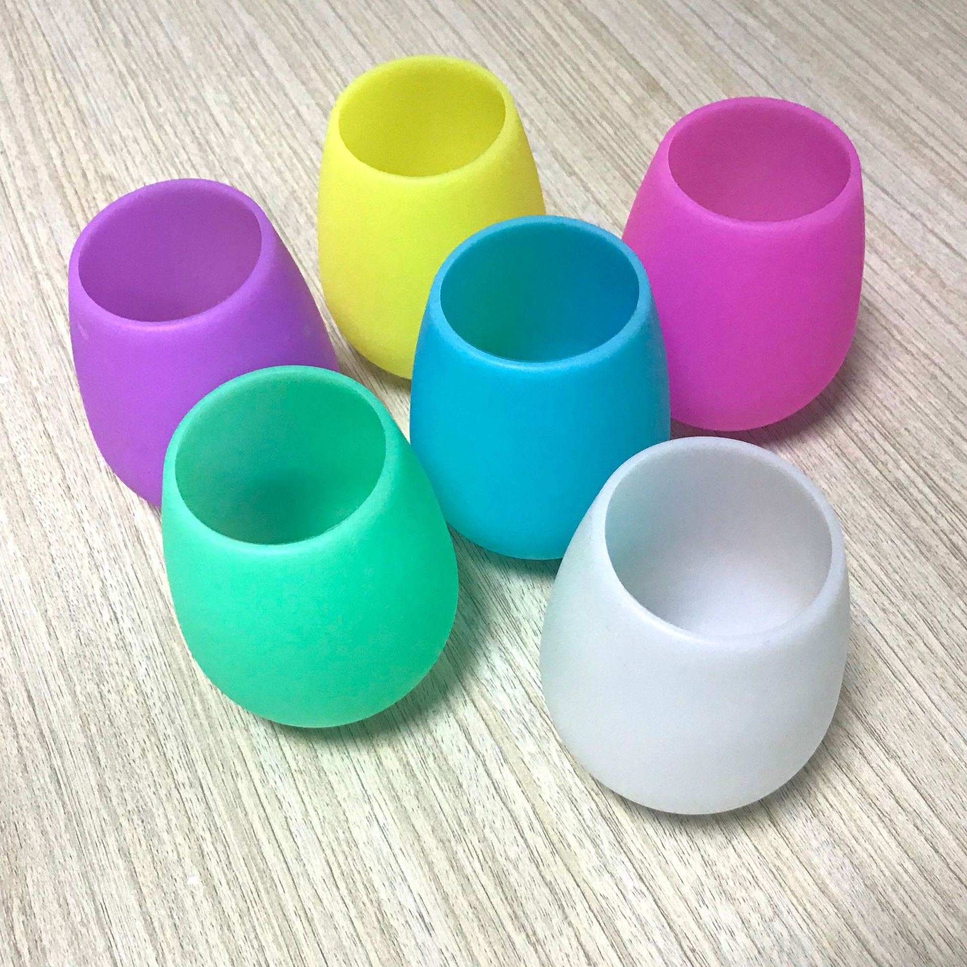 直销六色 硅胶防摔旅行漱口杯 随身杯子 标识杯红酒杯识别酒具