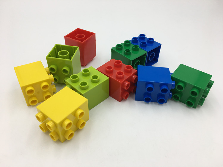 大颗粒积木散件称斤积木基础件兼容配件双面孔转角砖4*4高砖1公斤