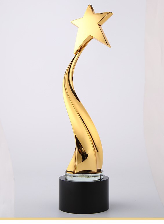 厂家批发金属奖杯新款优秀员工创意金属五角星大拇指奖杯礼品定制