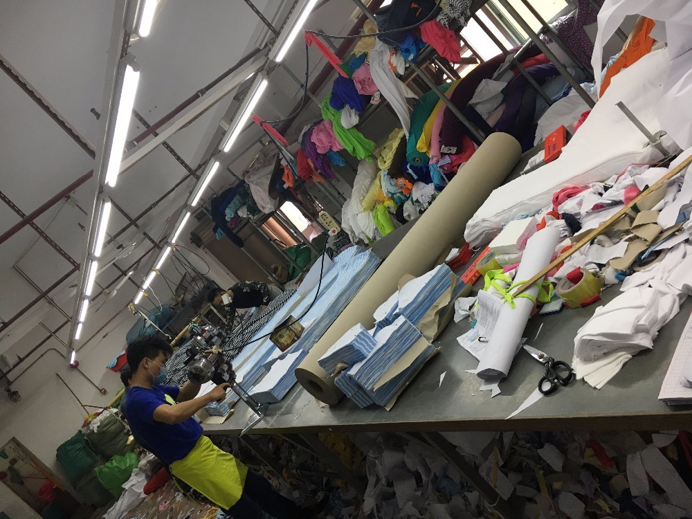 跨境童装卡通长袖纯棉上衣欧美风儿童加绒卫衣2020秋冬一件代发