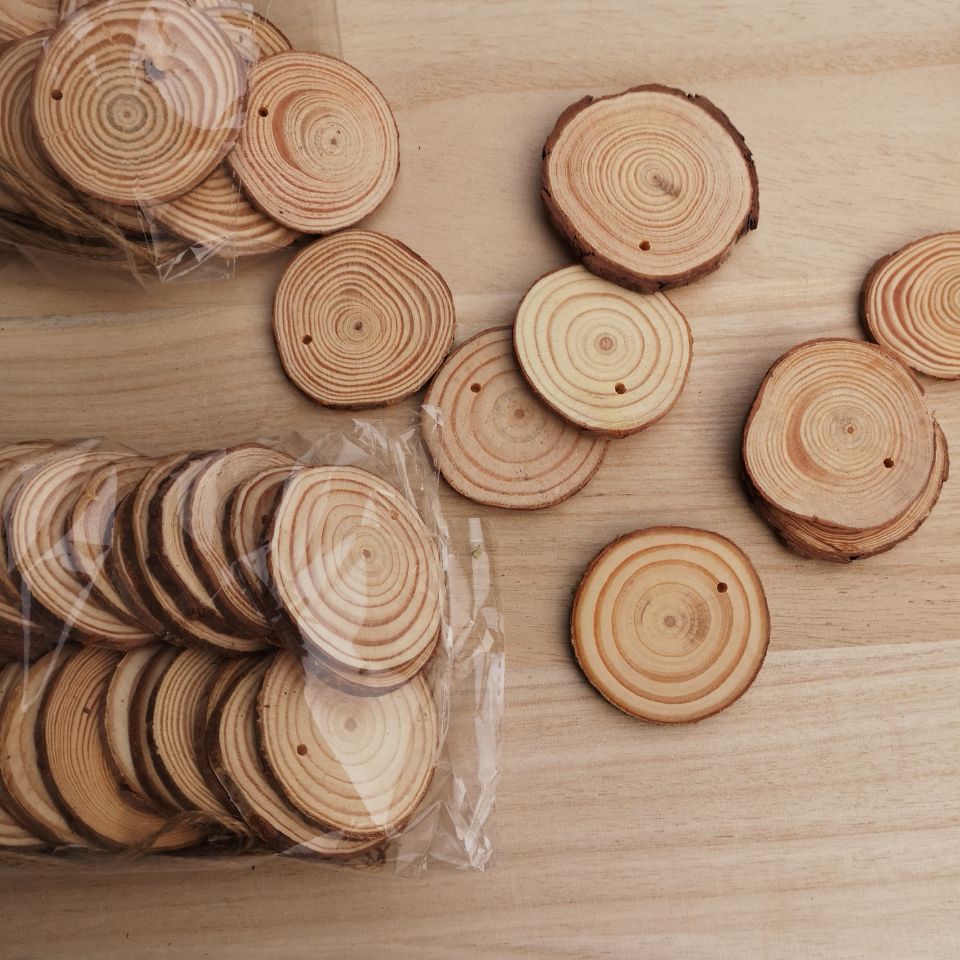 手绘木片_厂家供应松木片圣诞装饰4-5厘米松木小圆 - 阿里巴巴