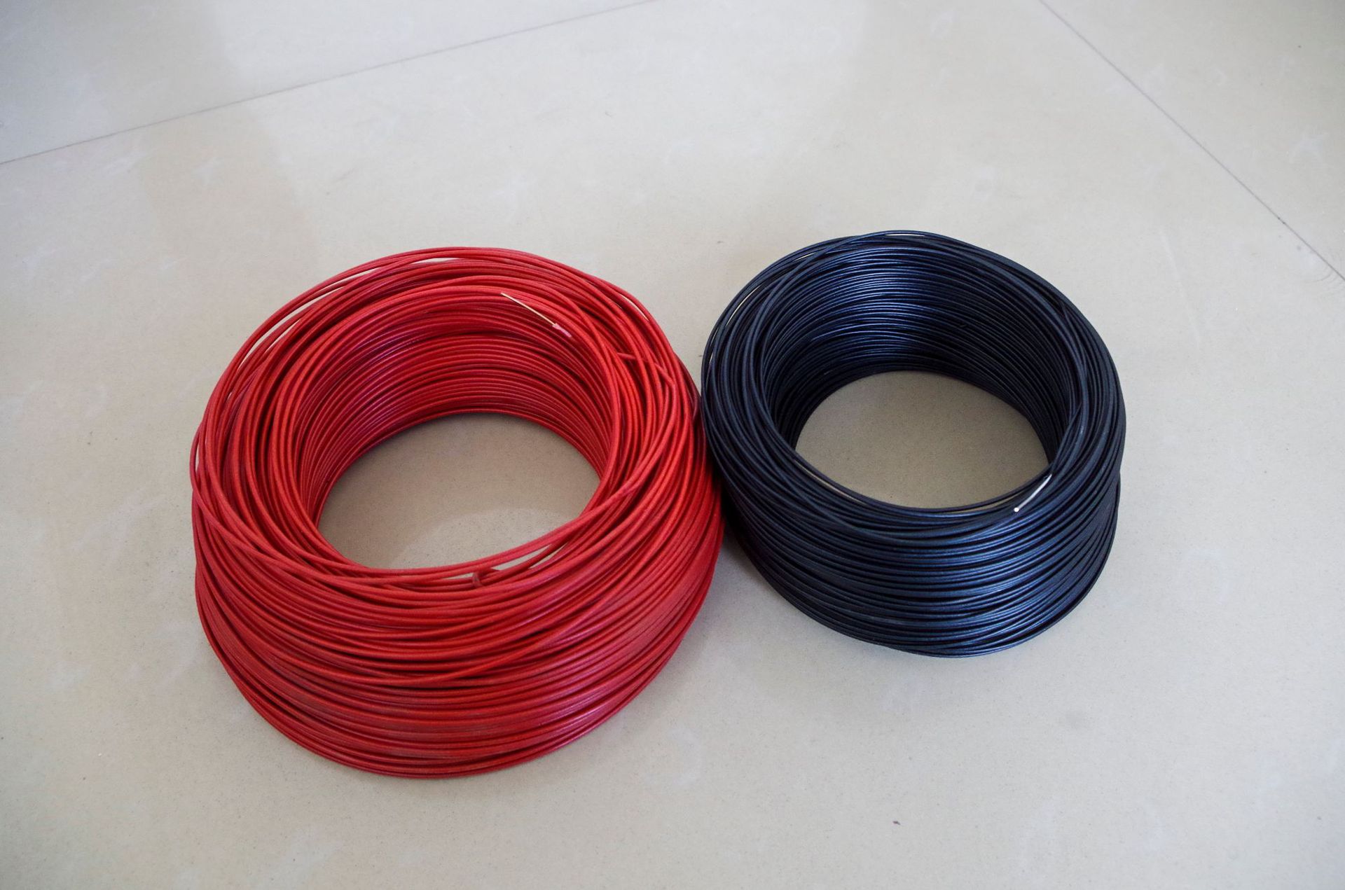 厂家直销通讯扎线 葡萄架绑丝包塑铁丝扎丝包塑铝芯 绝缘电缆绑线