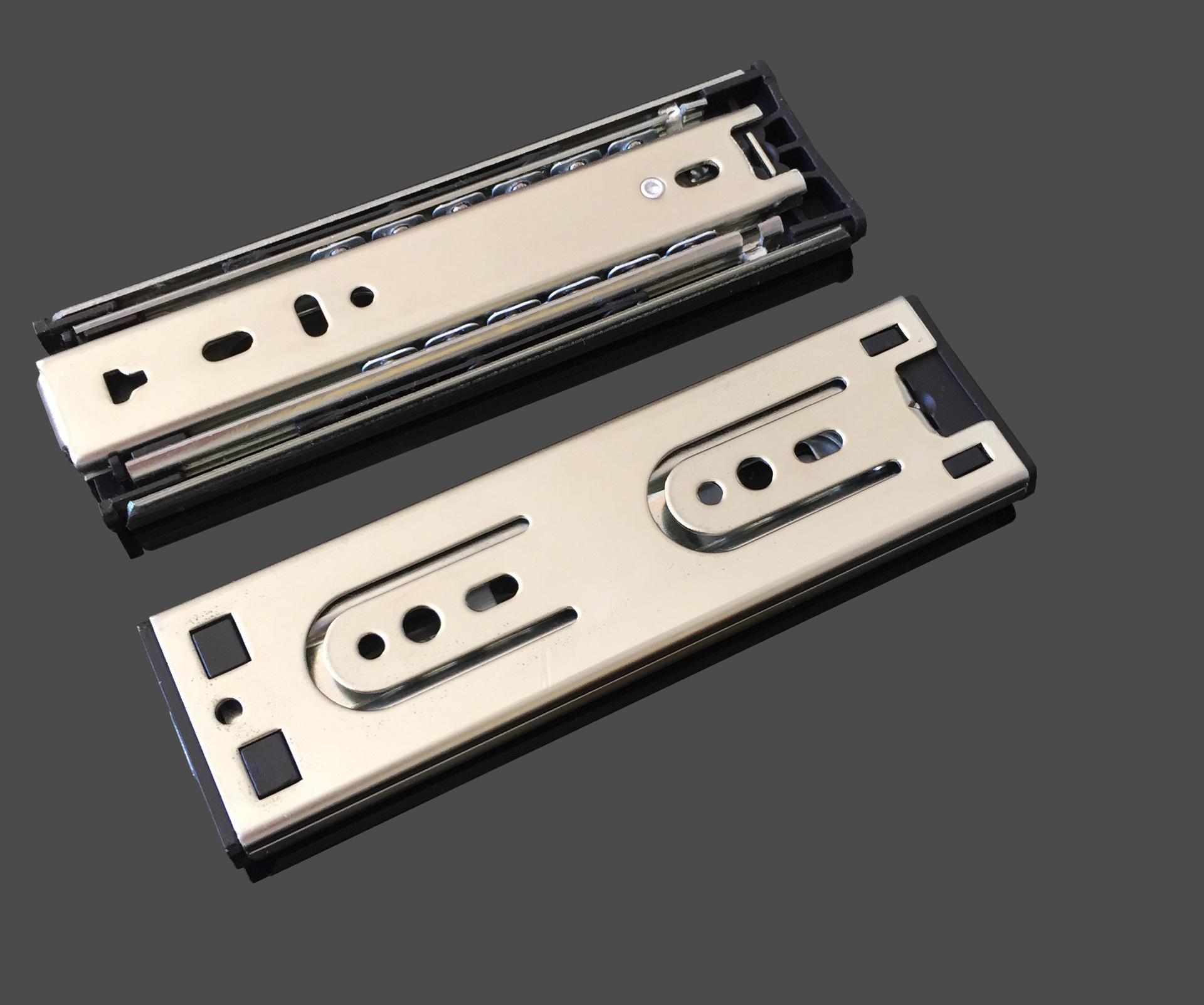 厂家直销三节钢珠全抽出滑轨45系列1.2mm厚抽屉滑轨橱柜滑轨