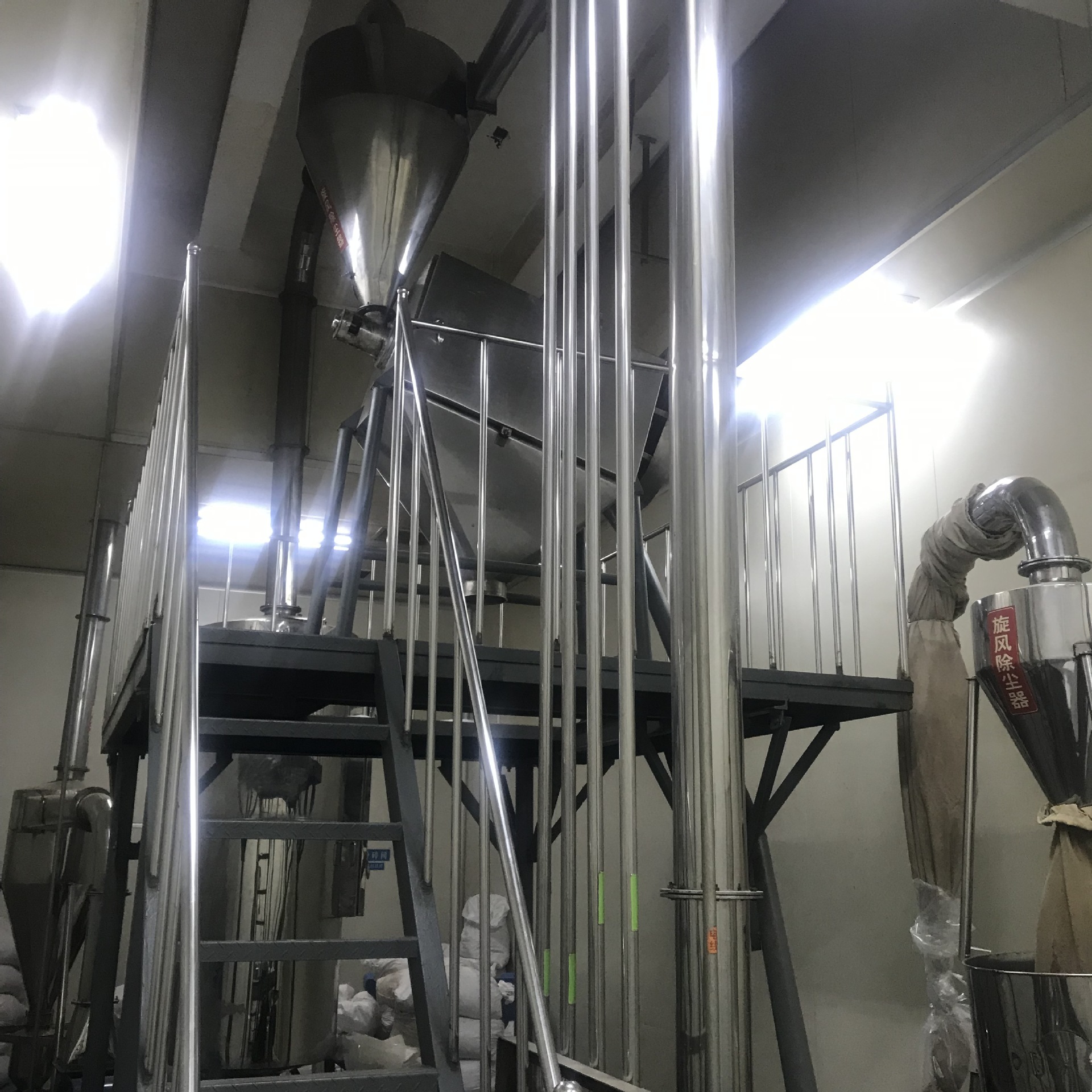 二手柴田式粉碎机,二手400粉碎机组,二手水冷粉碎机组,二手粉碎机