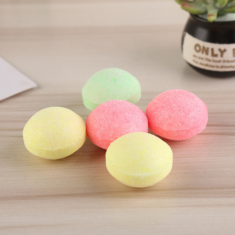 卫生间除味芳香球现货 彩色可挂式小便池除臭球 洁厕彩球厂家批发