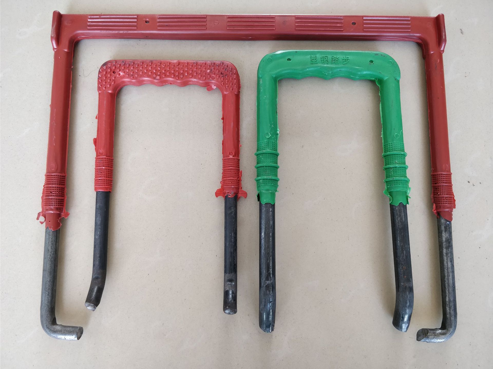 塑钢爬梯踏步检查井市政专用污水井塑钢踏步污水井爬梯12*150*250