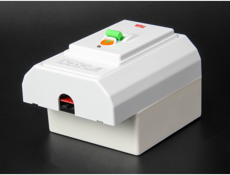 柜机空调电热水器专用86型2p3p家用32a断路器空气漏电保护开关