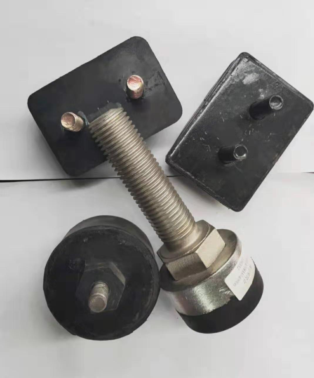 环卫车专用配件,中联同款限位块总成,限位座胶合