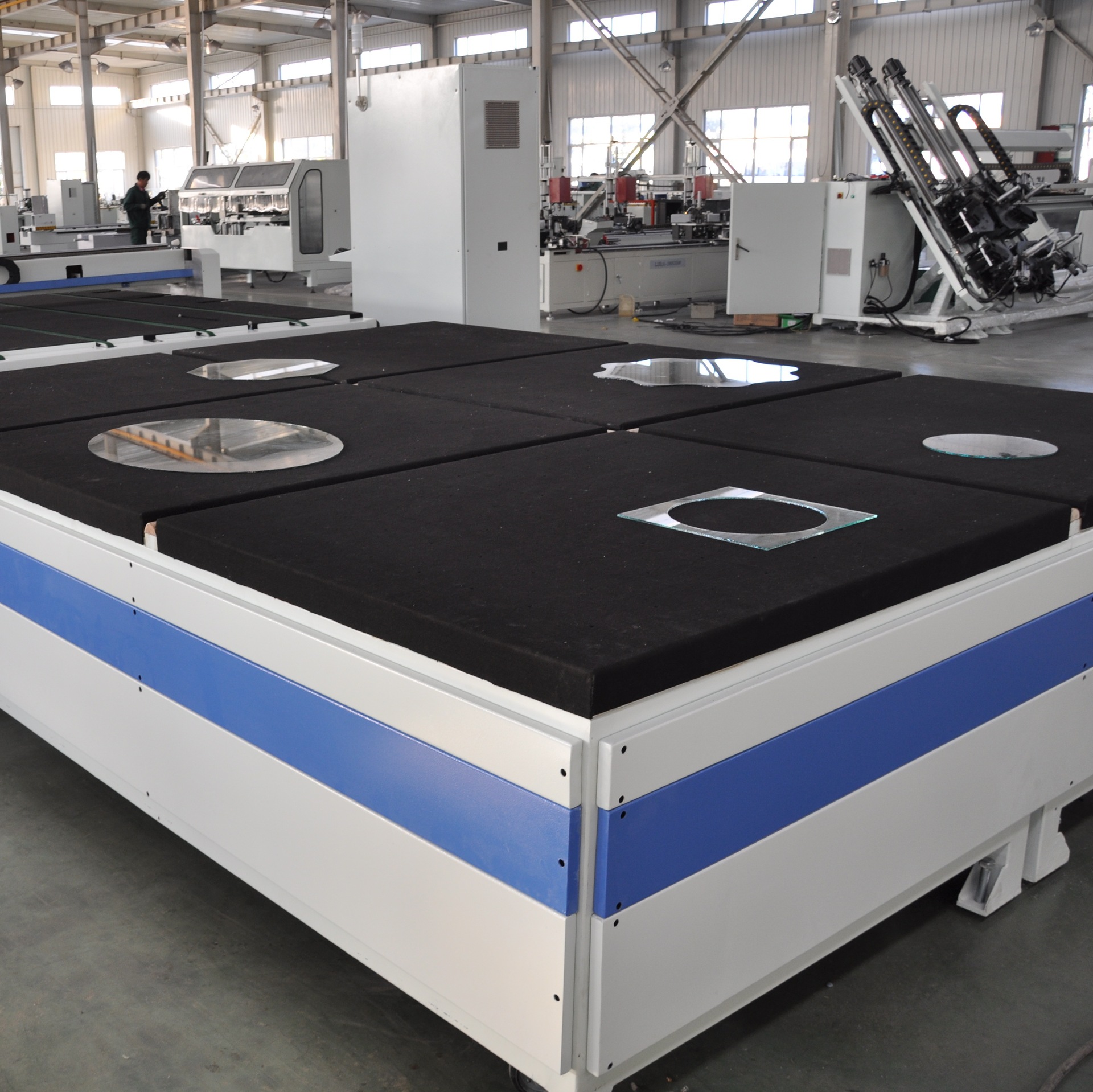 数控玻璃切割流水线 中空玻切线设备生产