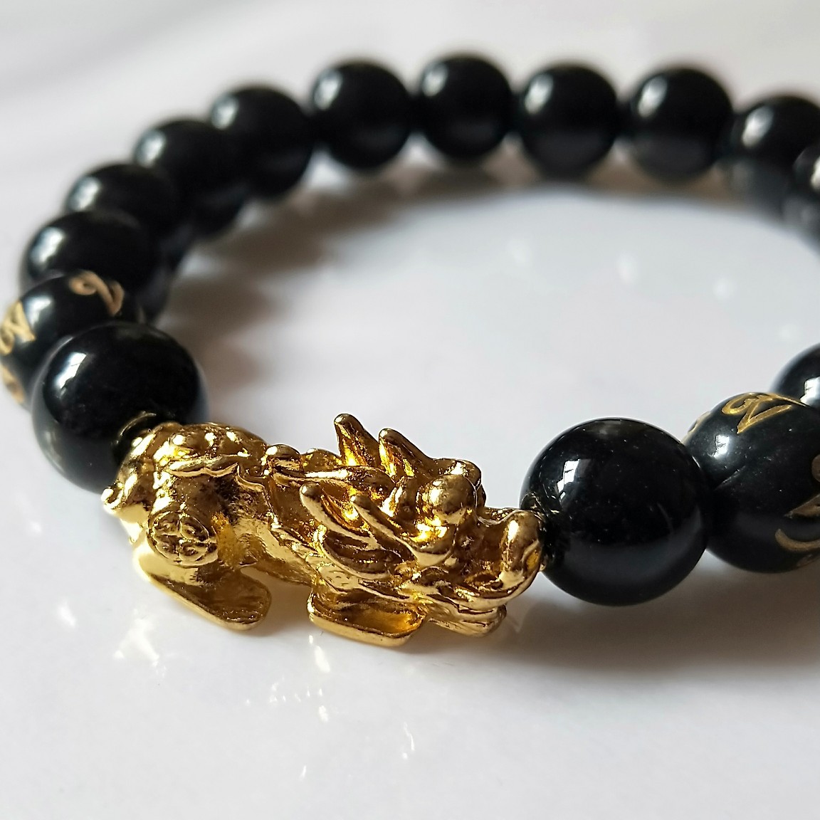 仿黑曜石金貔貅手链小饰品小礼品赠品热卖地摊十元店义乌货源批发