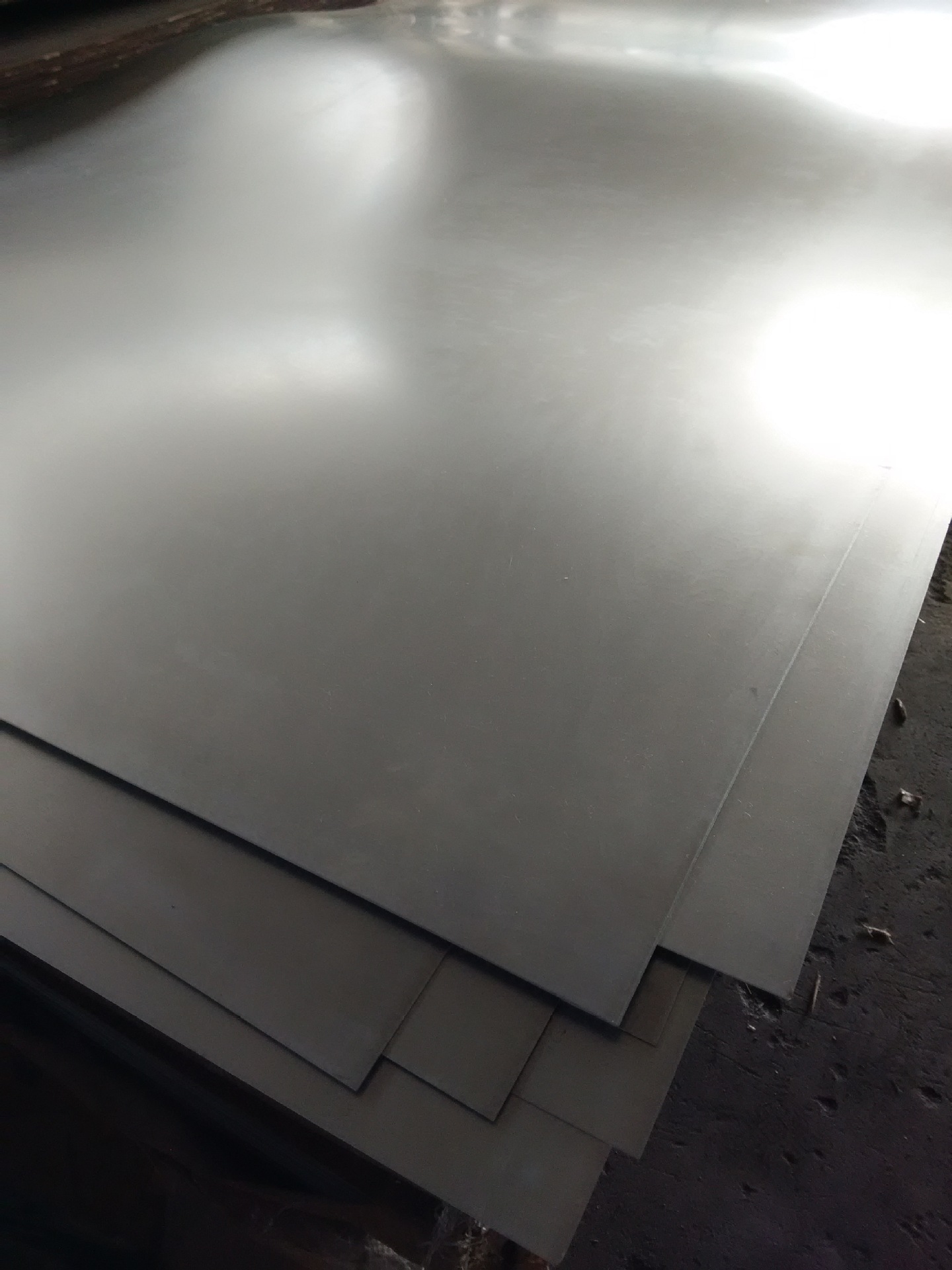 厂家供应spcc冷轧深冲铁dc01薄铁片冷轧板冲压加工定制