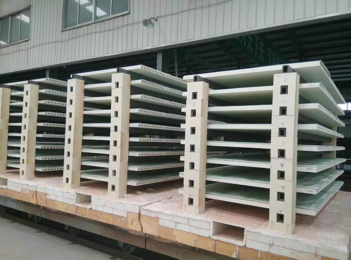 厂家直销反应烧结碳化硅方梁/承重梁 生产制造销售 批发包邮定制