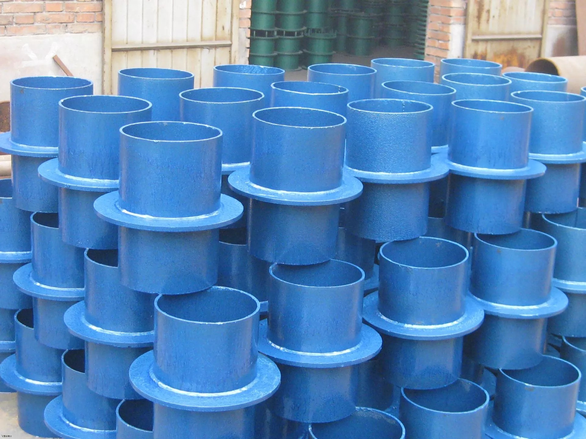 土建预埋钢筋笼保护管道的柔性防水套管 【大口径现货】