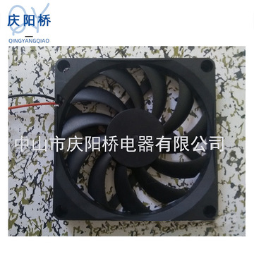 厂家热销电脑显卡风扇8010散热风扇12v含油直流风扇大风量超薄