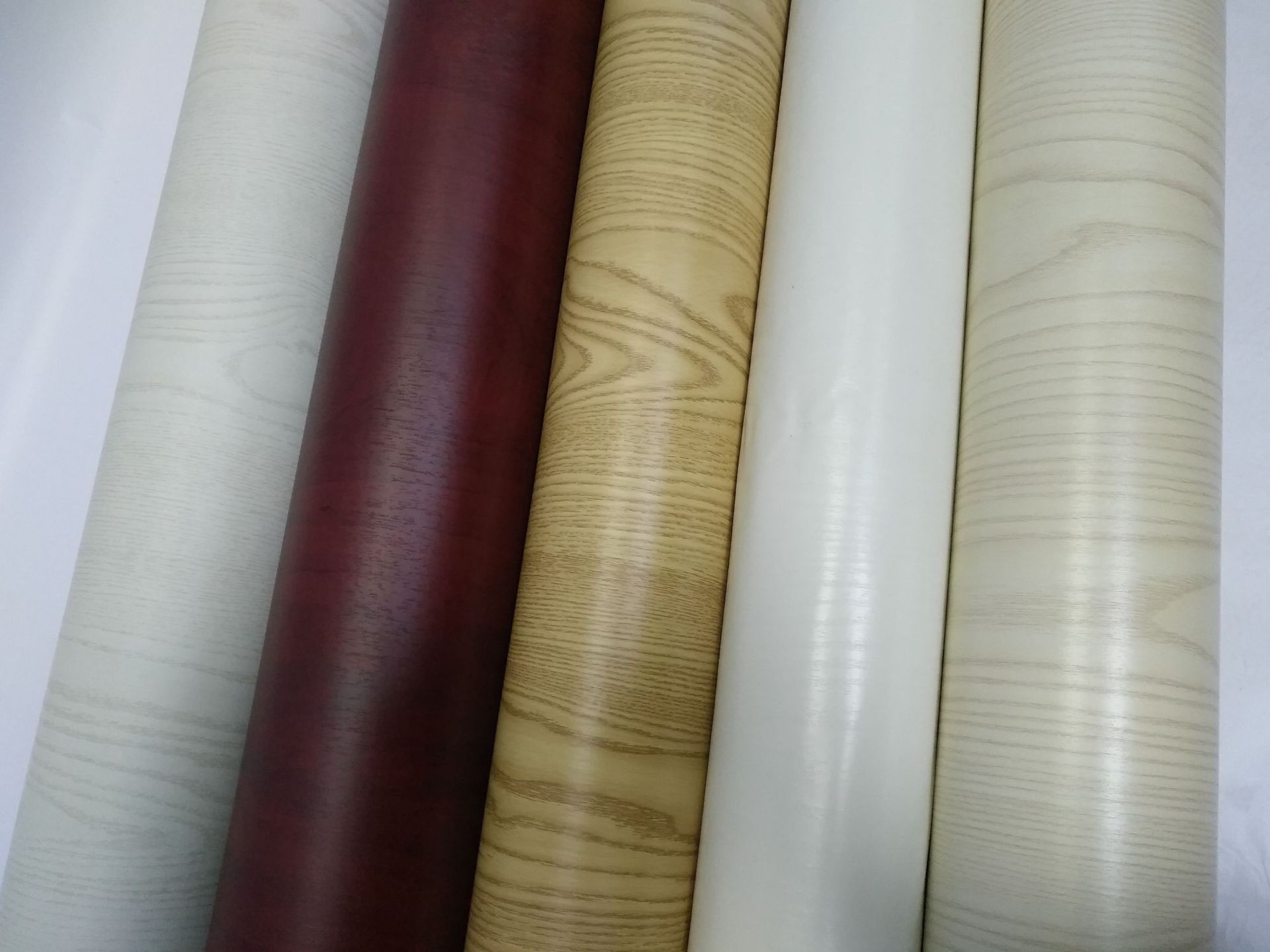 高档木纹pvc自粘贴膜橱柜装饰贴膜板材墙板铝材包覆贴膜波音软片