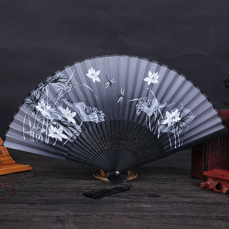 中国风6寸女生头青一笑梅花扇礼品扇子旗袍摄影送礼佳品舞蹈造型