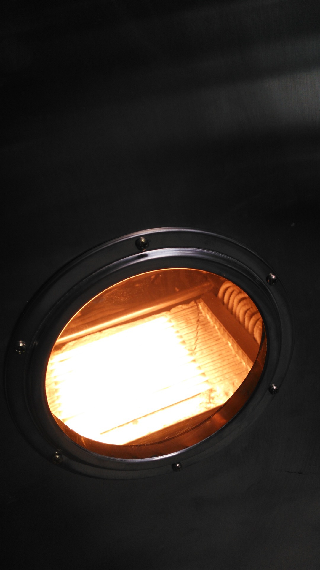 给45#钢结构件受热面加热 加热方式 中短波红外线辐射加热 加热器冷却