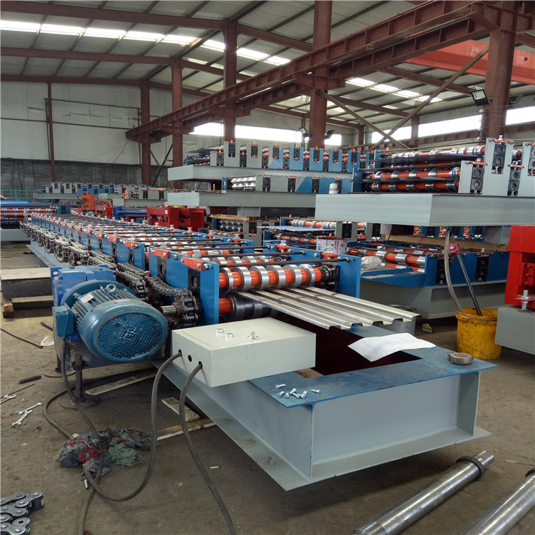 生产400/500/600/800型钢跳板成型机 建筑用防滑钢跳板机器