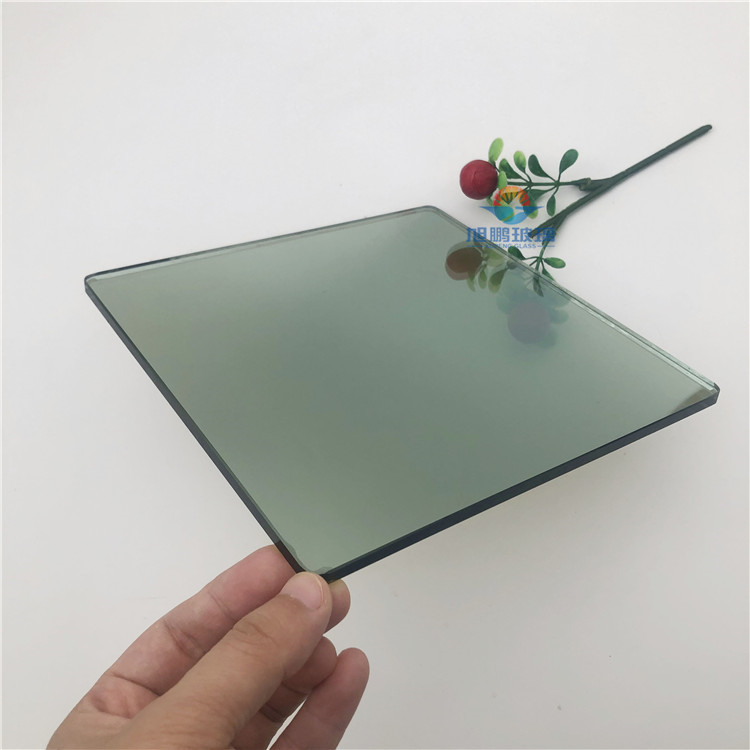 厂家加工定制在线镀膜玻璃 翡翠绿镀膜玻璃 f绿镀膜玻璃 可钢化