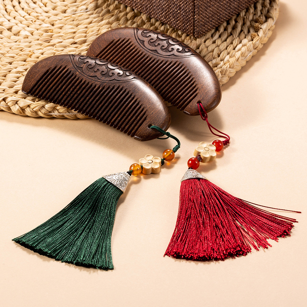 黑金檀木梳子木雕梅花吊坠流苏 黄杨木梅花流苏礼品赠品送伴手礼-阿里