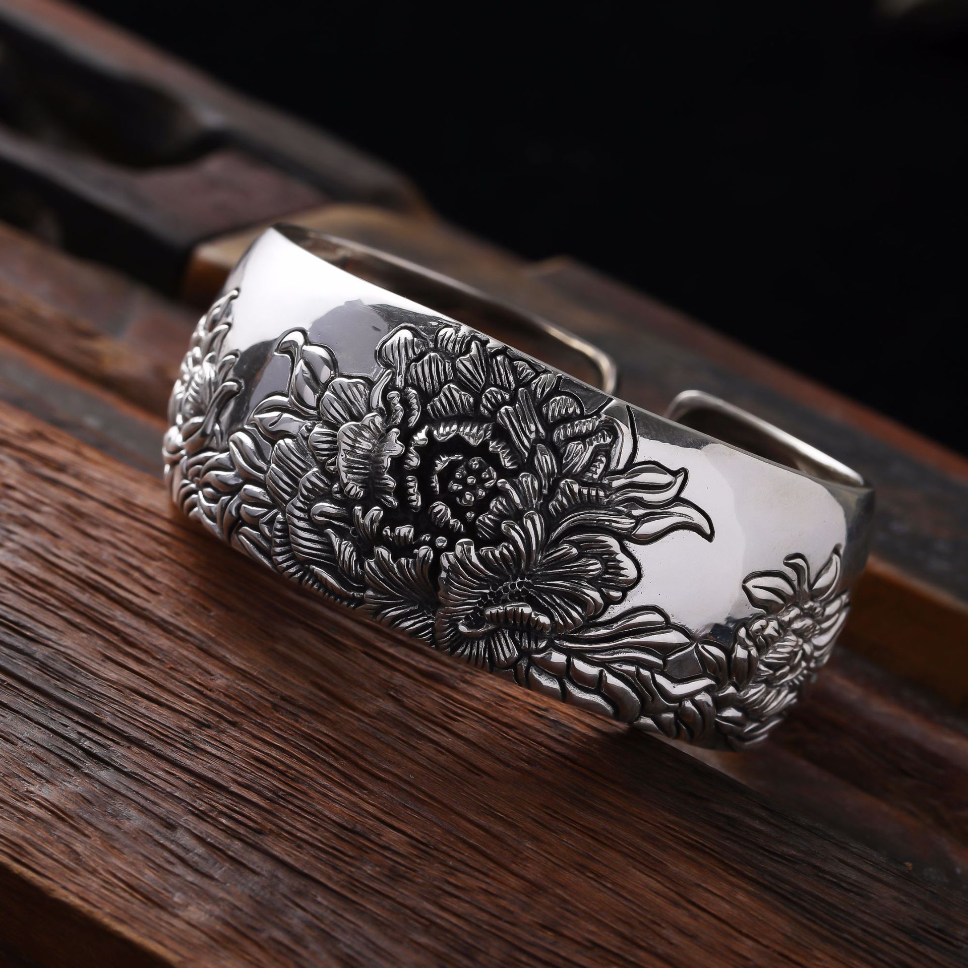 批发s999 纯银饰品 纯手工民族风女士牡丹花手饰手镯