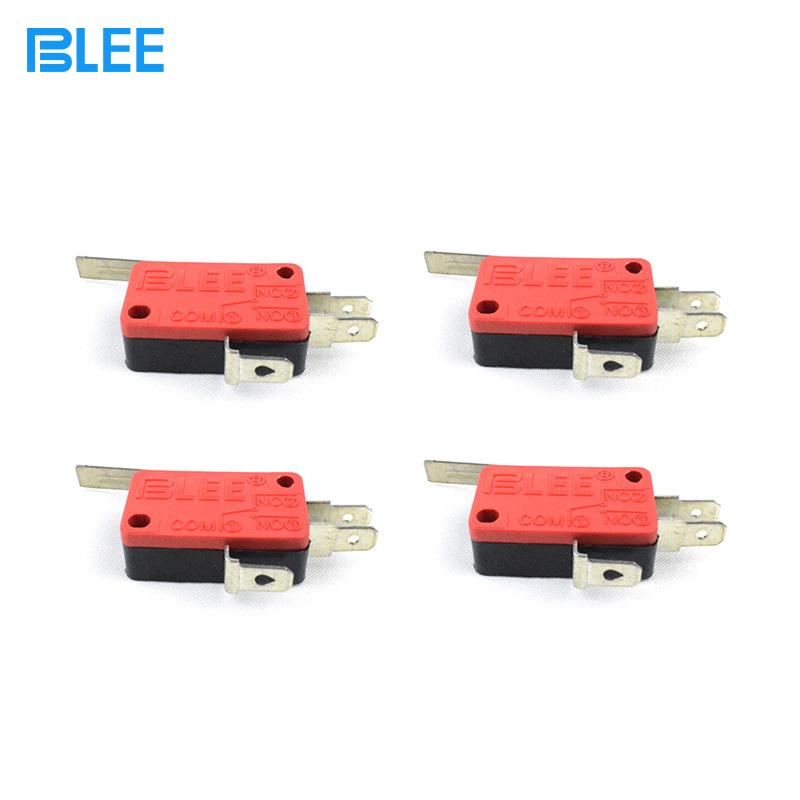 blee红色三足有片微动开关西班牙美式摇杆弹片微动游戏机微动开关