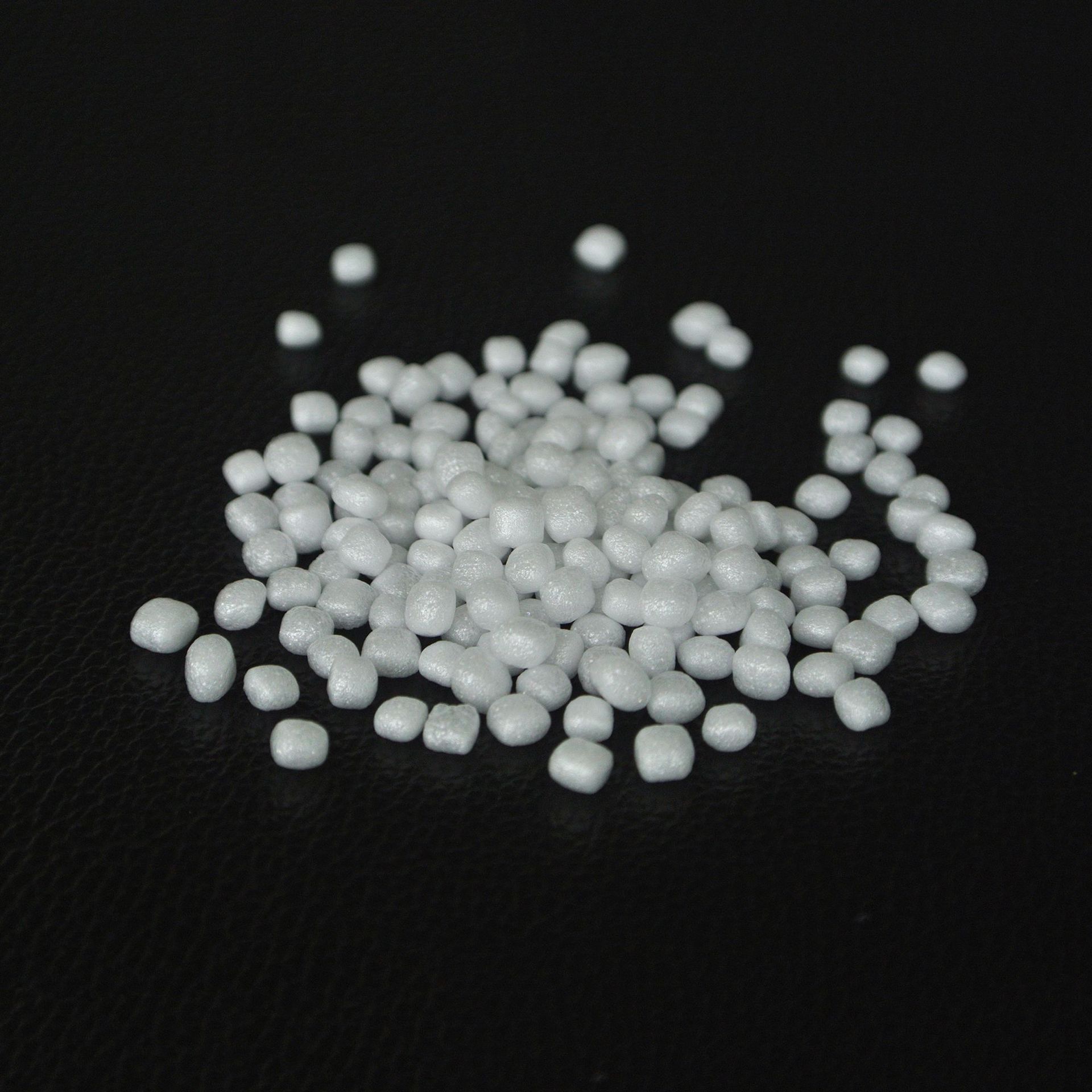 黑色epp泡沫颗粒