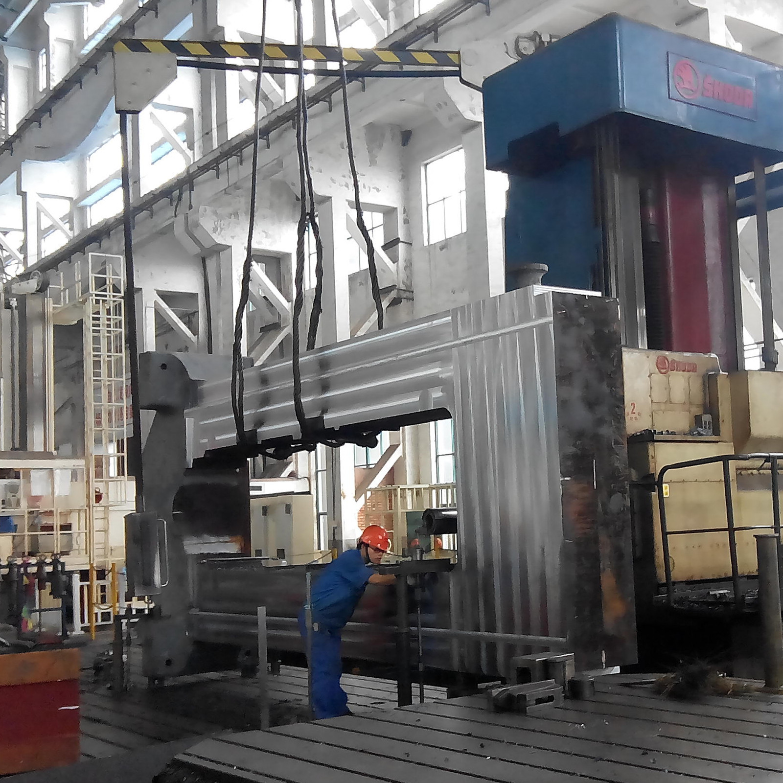 轧机铸钢件牌坊大型铸钢件来图加工制作批发前进重工牌坊机架铸件-阿