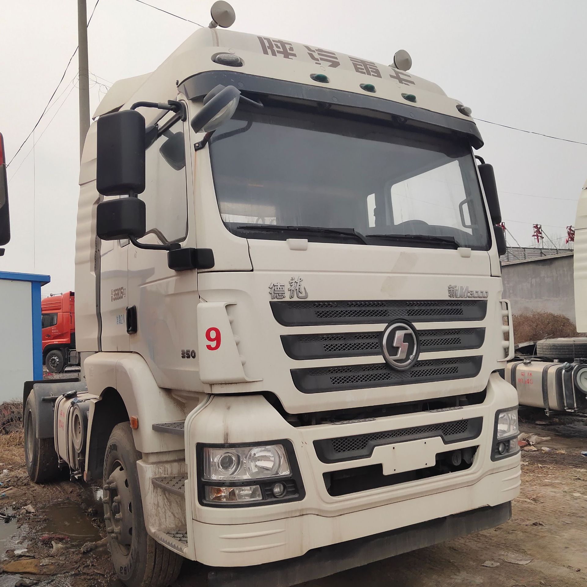 定金预售牵引车 二手双驱半挂车头 德龙牵引车 2可分期挂靠