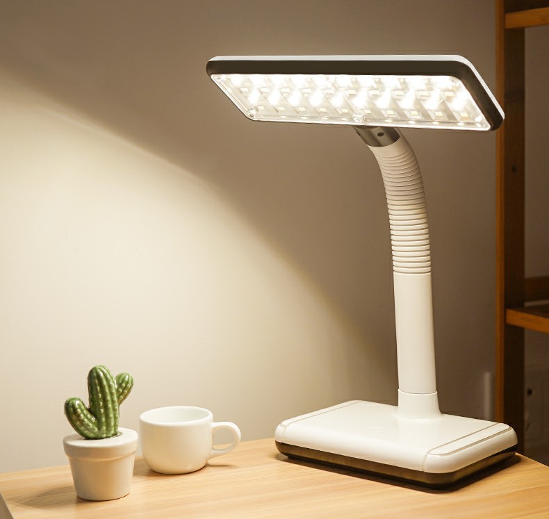 泰格信led台灯充电式护眼灯卧室床头学习锂电池三档调光阅读台灯