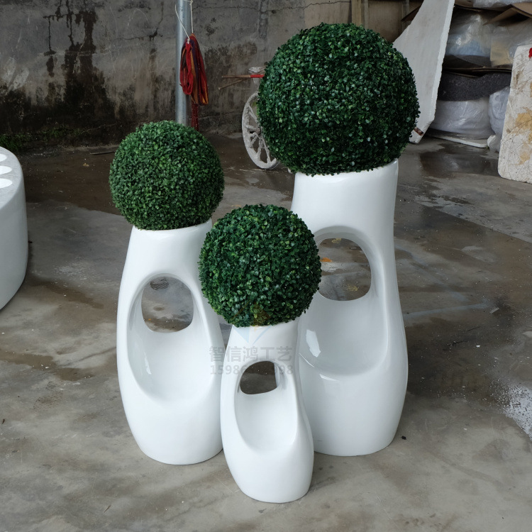 厂家直销玻璃钢树洞花盆 创意个性商业美陈花盆 圆形花瓶花钵花箱