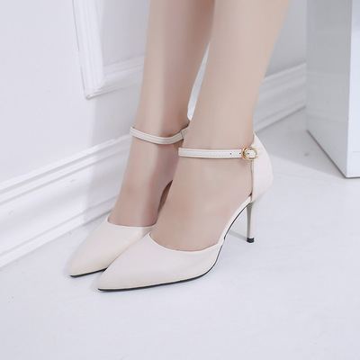 小清新白色高跟鞋女2019新款中跟百搭一字扣带细跟尖头包头凉鞋女
