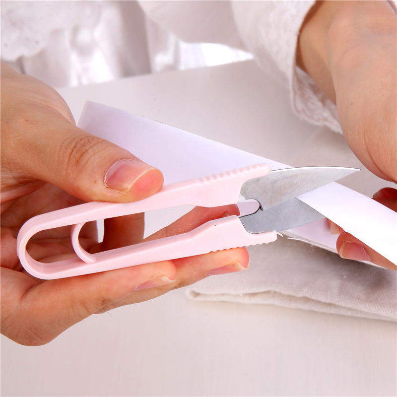 Dormitory Household Single Cross Stitch Special Small Scissors Color Plastic Scissors Thread End Scissors U-Shaped Trimming Scissors