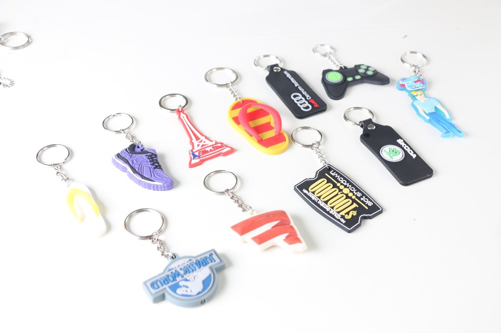 软胶钥匙扣定做logo垃圾分类钥匙挂件定制pvc环保钥匙扣钥匙圈环