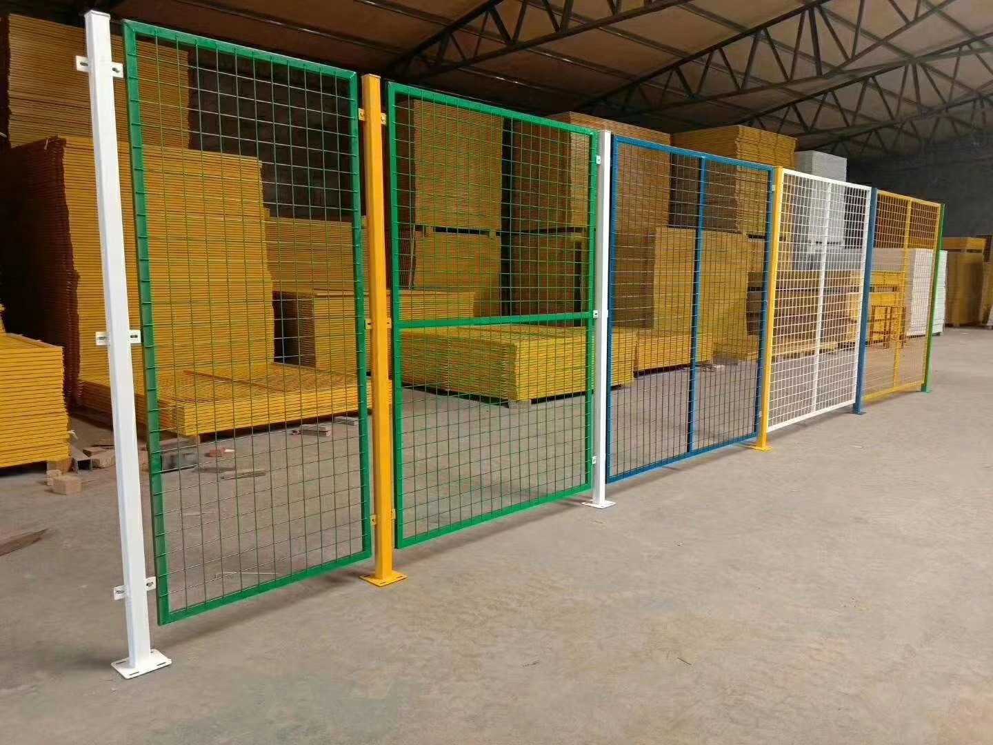 供应仓库车间隔离护栏网 批发室内仓库隔离栅厂区移动车间围栏网