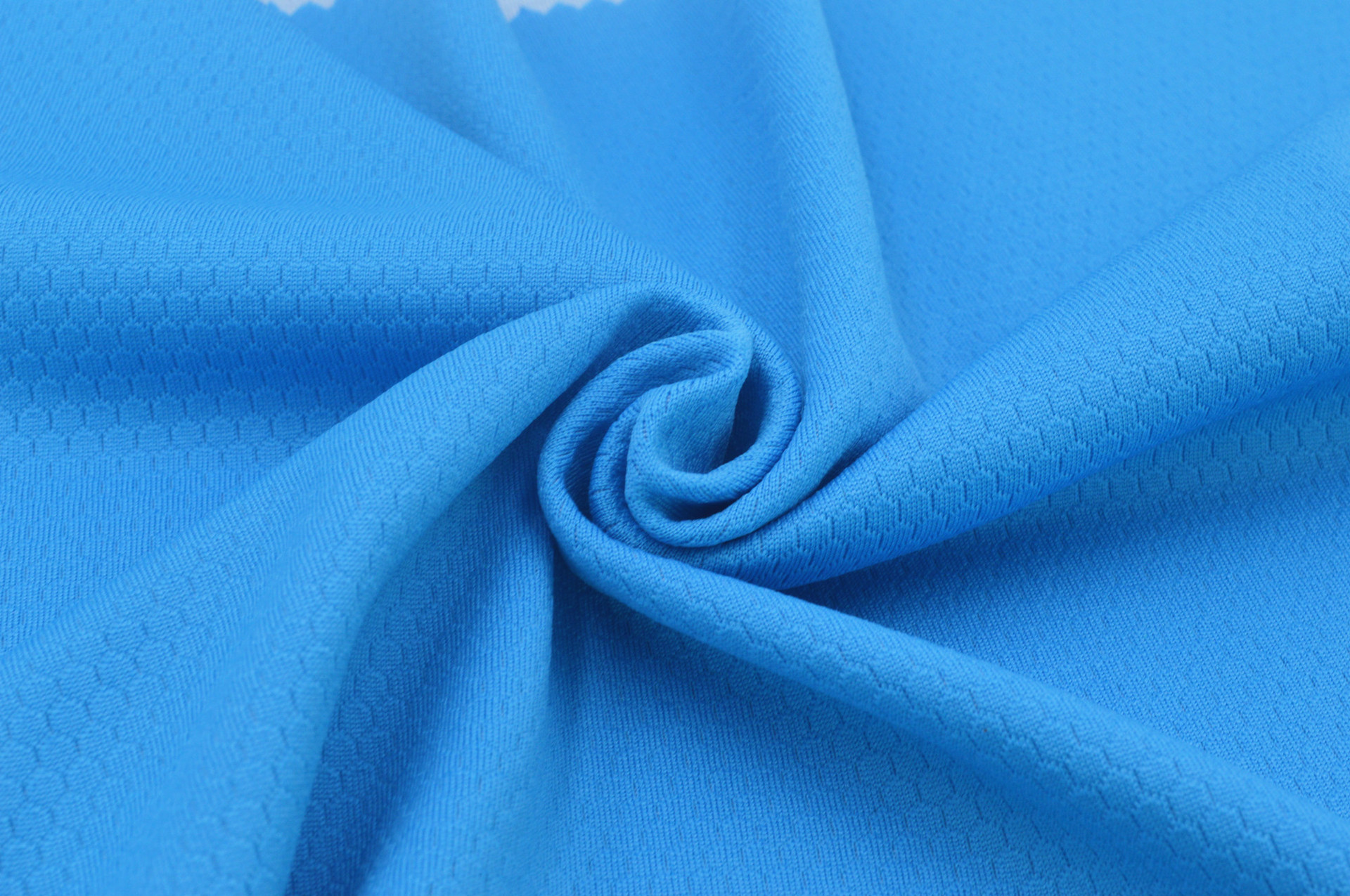 单向导湿足球格面料 丙纶布料 创新环保功能性出口户外t恤用布