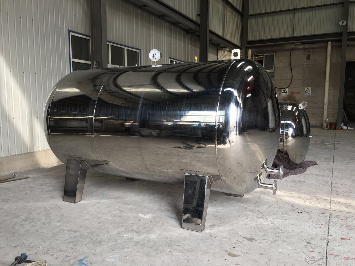 北京稳压罐无负压罐304不锈钢无负压稳流罐