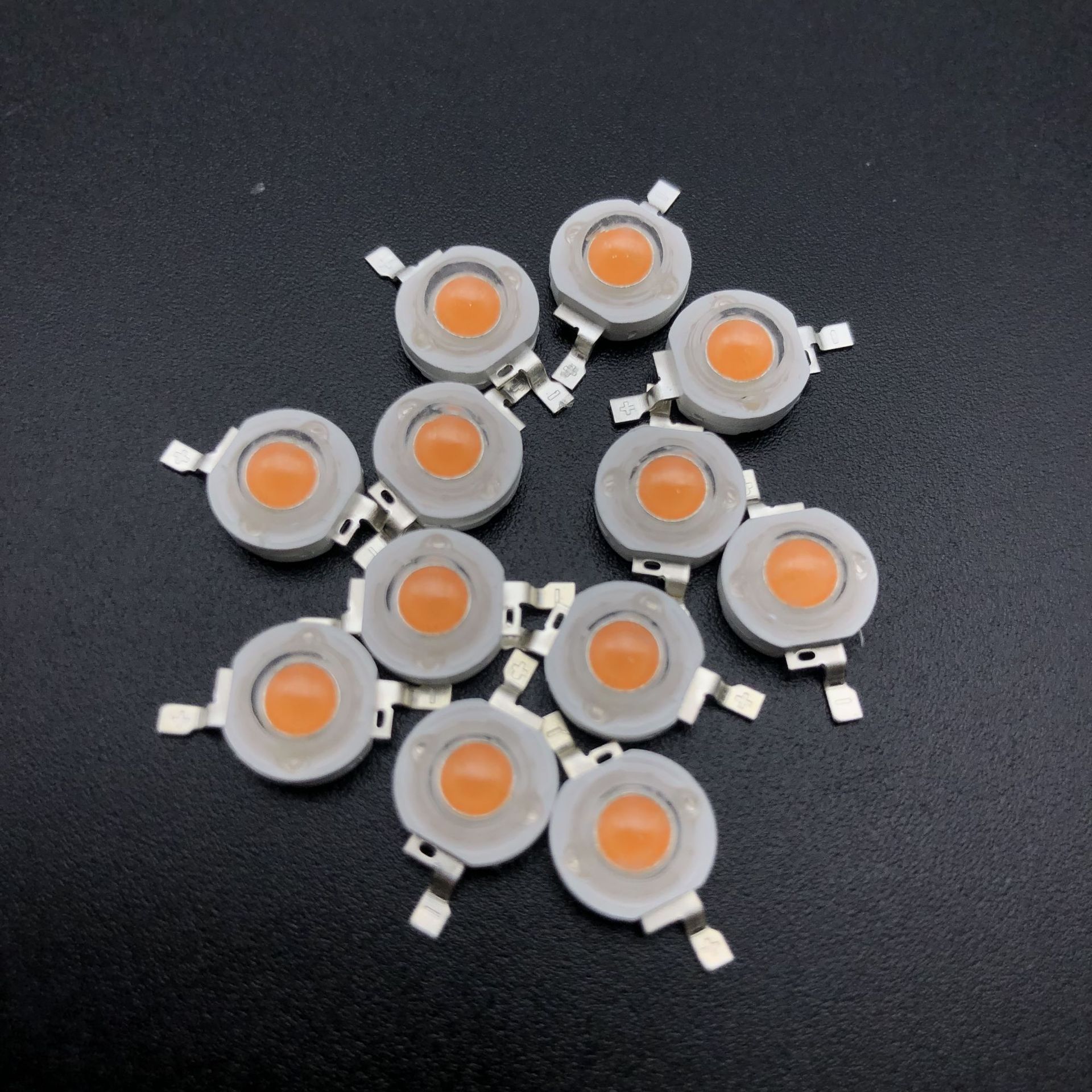 1w大功率led 紫罗兰光 粉光灯珠 晶元30mil晶元芯片 铜支架金线